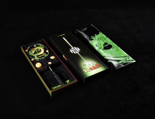 Racket comes with double-sided bag and the grip wi...