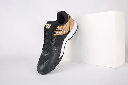 The upper of S82 is not only made with a large are...