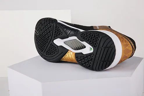The special sole design for Speed series remains i...