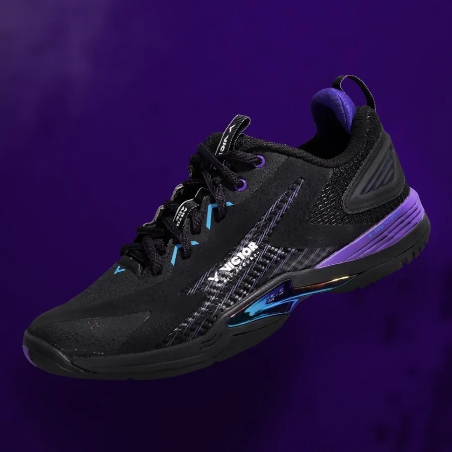 The midsole is equipped with upgraded HYPEREVA mat...